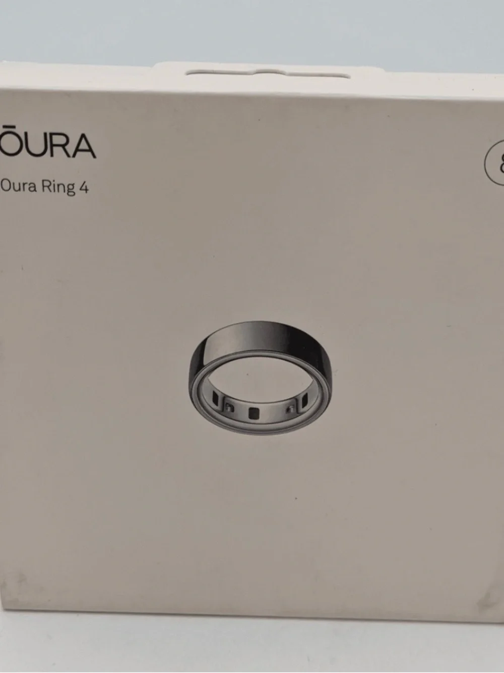 Oura Ring 4 in Silver — Minimal Wellness Band